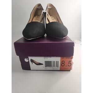 Gloria Vanderbilt “Marilyn” Women's 2 ½ inch Heel Pump NEW Size 8.5